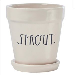 Rae Dunn large sprout planter